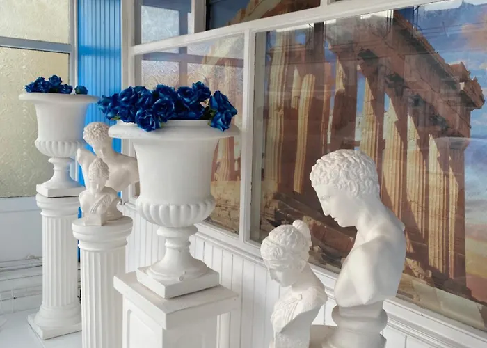 New AthenaAirport Hotel